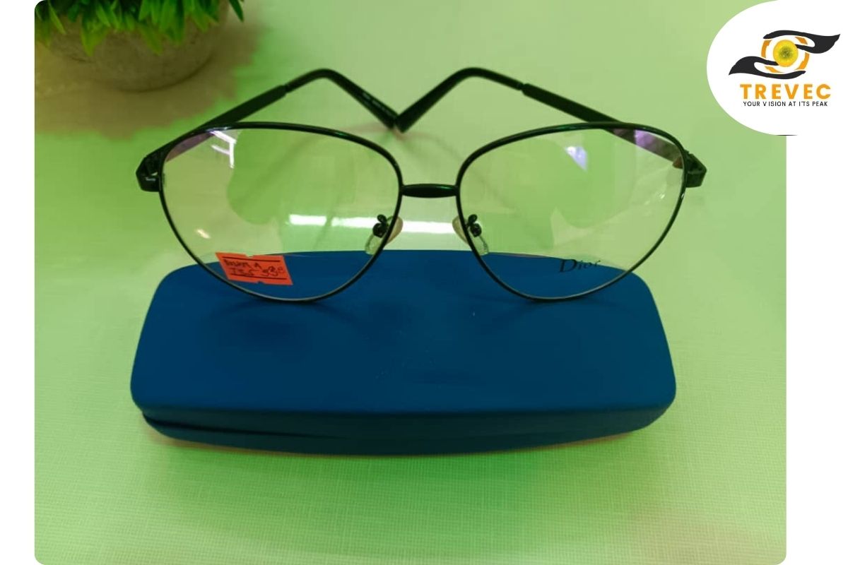 corrective eyeglasses